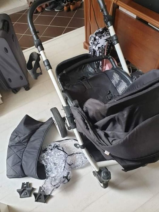 Vand Carucior Venicci 3in1