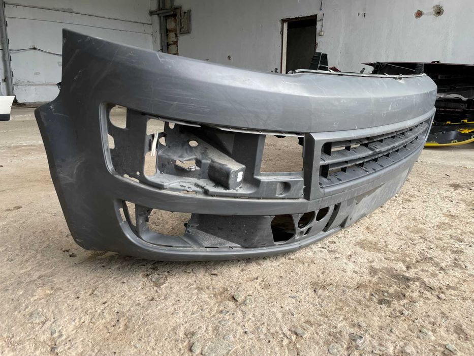 Предна броня за Volkswagen Transporter caravelle multivan T5/2009-2015