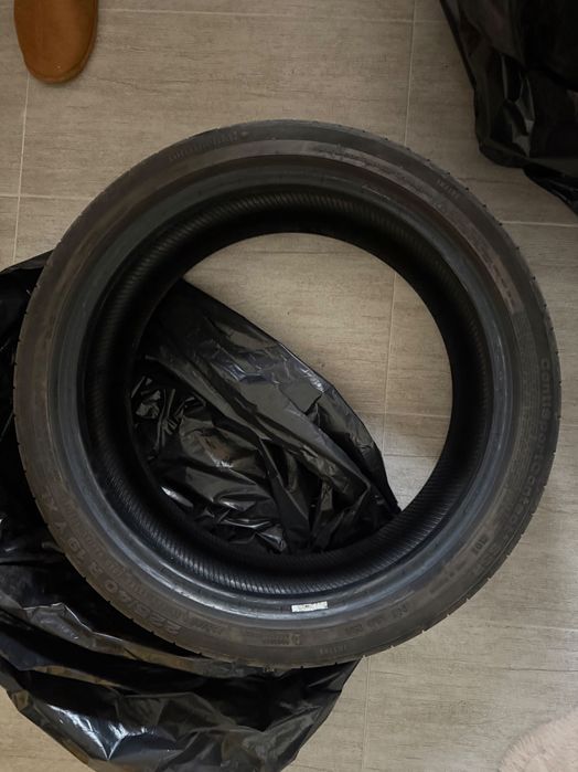 Лятна гума Continental 225/40/R19 run flat  2021