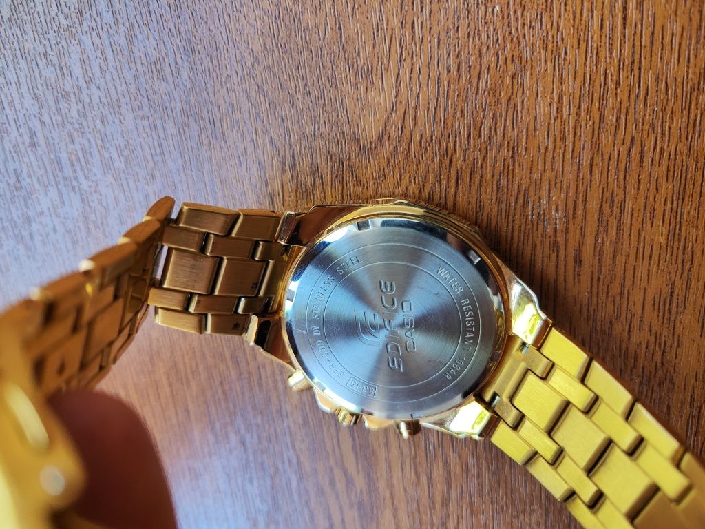 Casio edifice original soat sotiladi