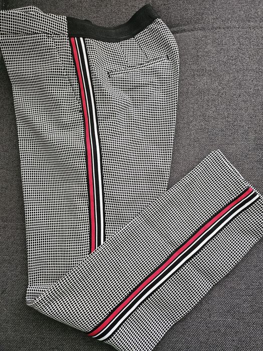 Нов чино панталон Karol