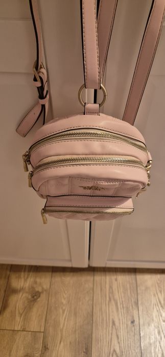 Rucsac mic Guess