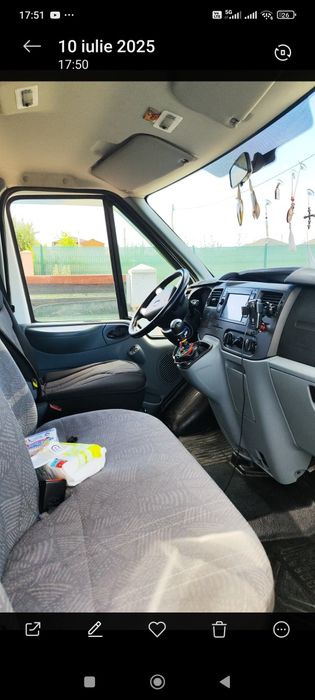 Vând Ford transit