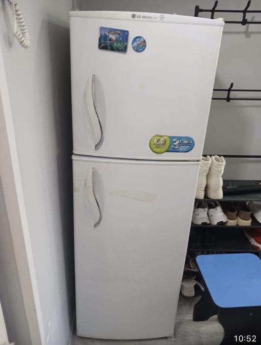 Продам холодильник.Полностью рабочий.