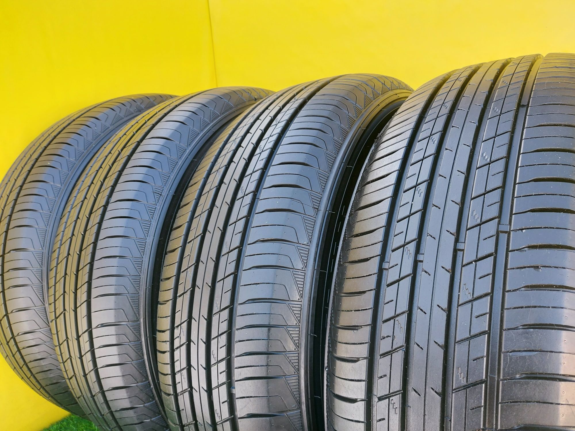 Шины 235/60  R18 SAILUN комплект