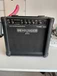 Amplificator chitara electrica Behringer GM108