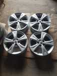 Jante 5x114,3 pe 17 toyota cu senzori