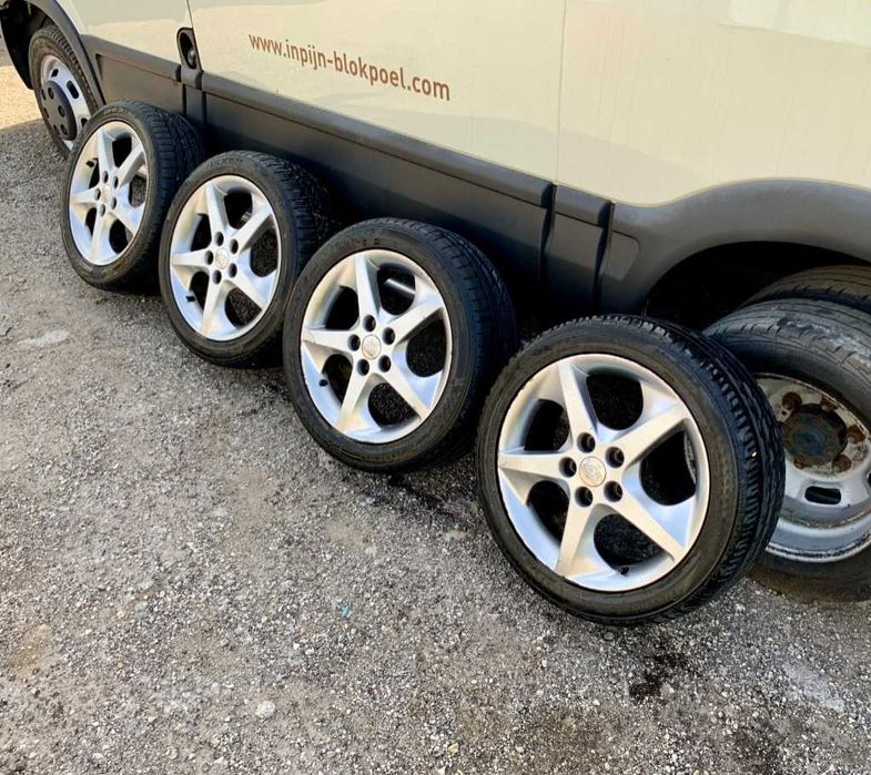 Алуминиеви джанти 17цола 5x114.3+ГУМИ 225/45/17 за Kia,Hyundai,Mazda