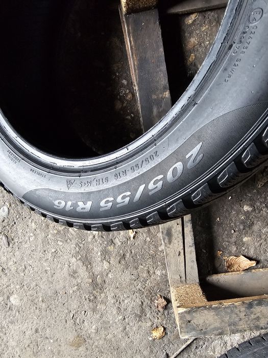 2 anvelope iarna 205 55 16 Pirelli 2020