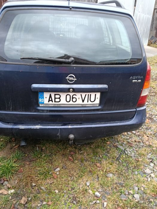 Vând Opel Astra g