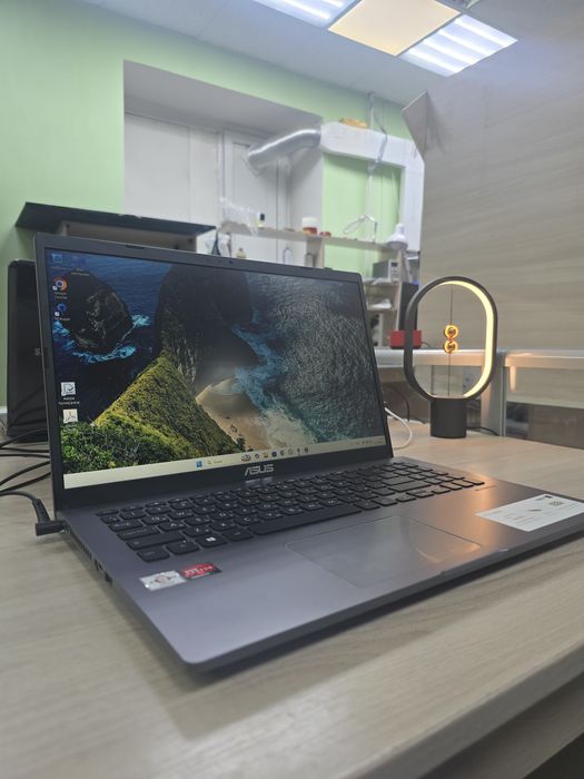 Новый ноутбук ASUS ssd256/hdd1tb/8gb/amd