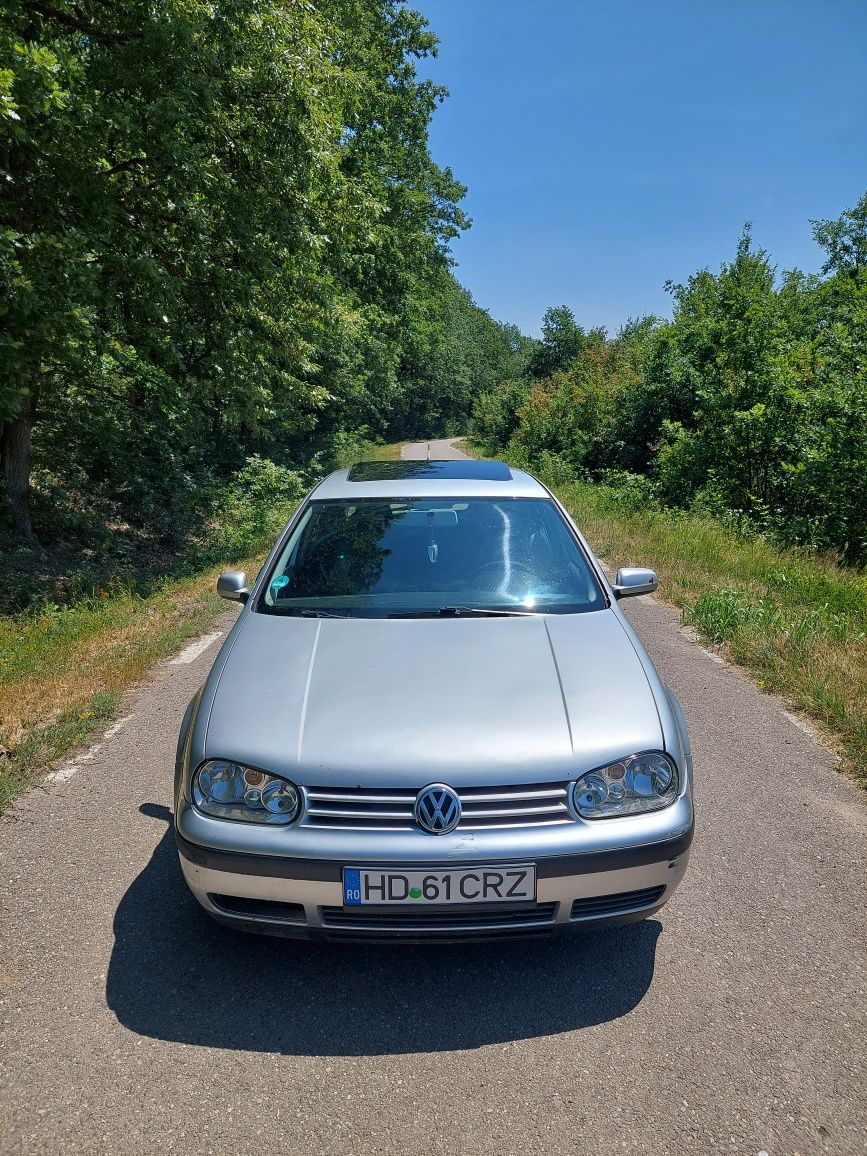 Vand golf 4 1.4 benzină