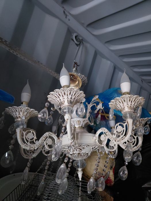 Люстра  8 лампочкалы