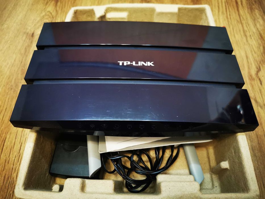 Router tp-link WR1043 si Archer C5