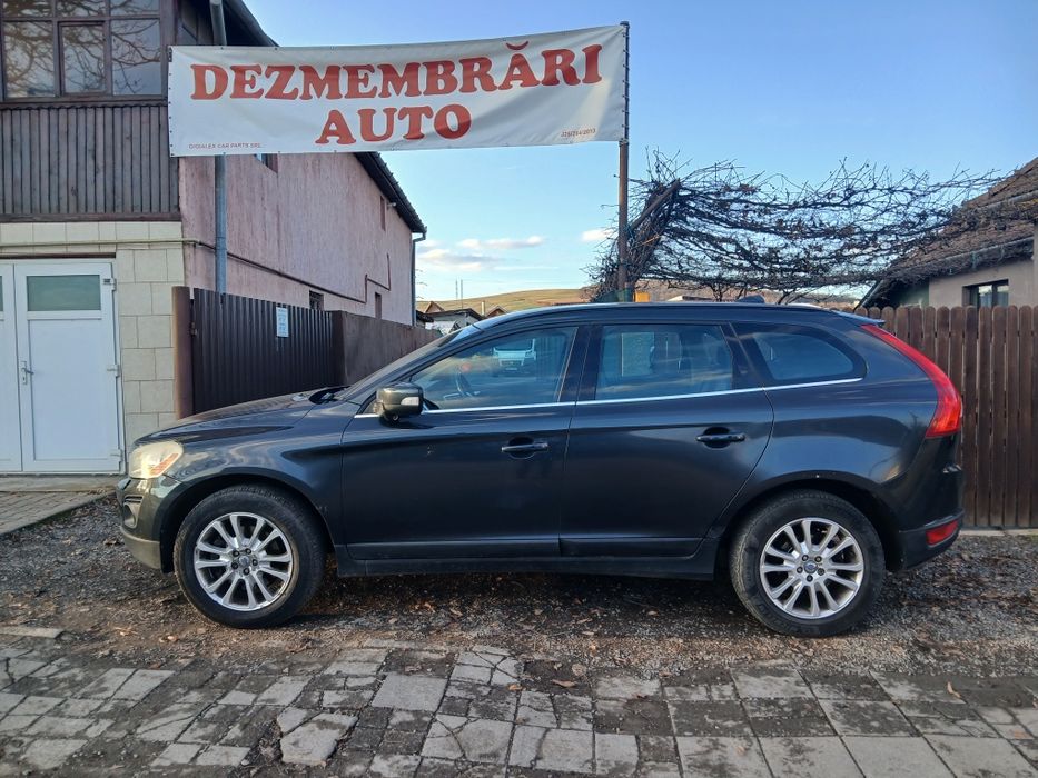 Dezmembrez Piese Volvo Xc60 2.4 din 2009