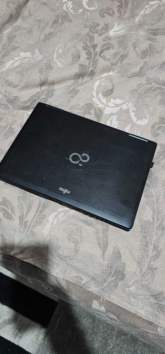 LAPTOP fujitsu siemens lifebook