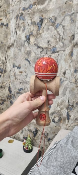Kendama Europe cu balance hole