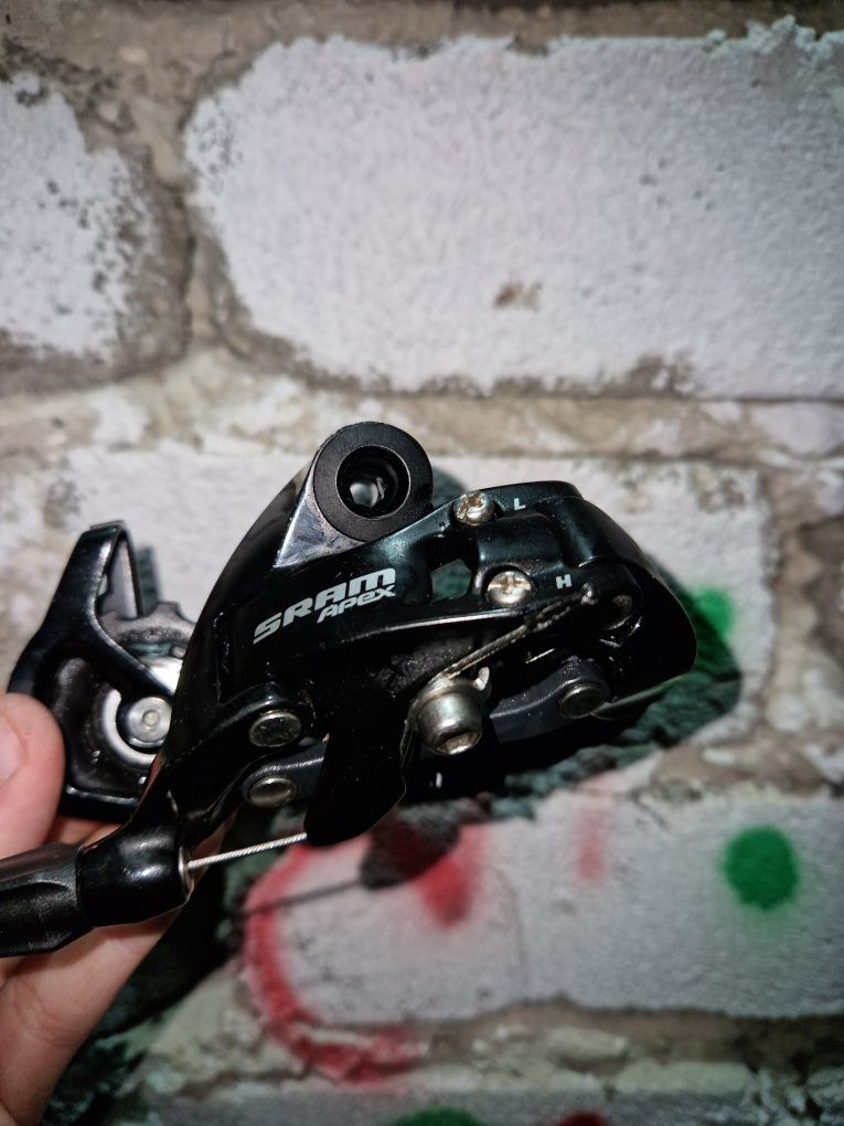 Schimbător sram apex