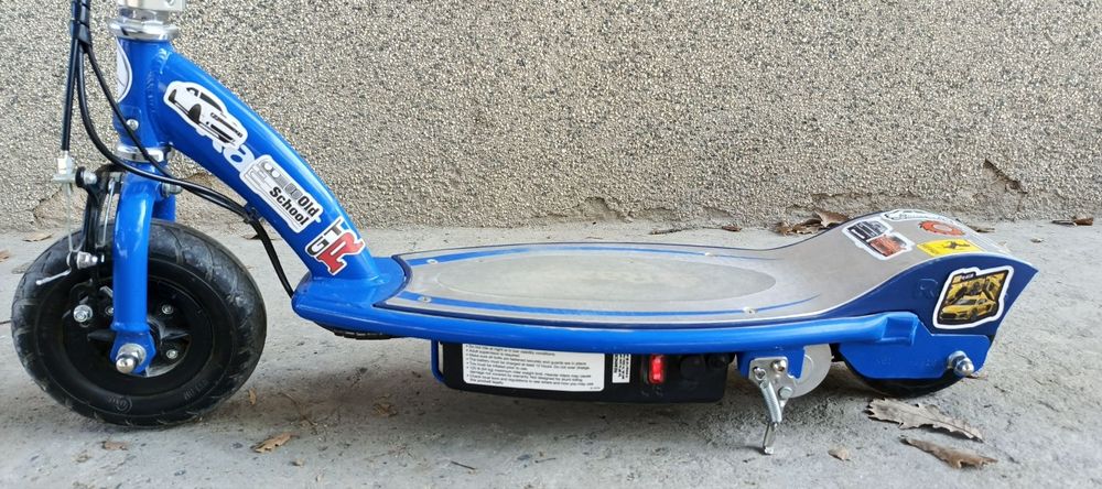 Электронной самокат модель Reminder.