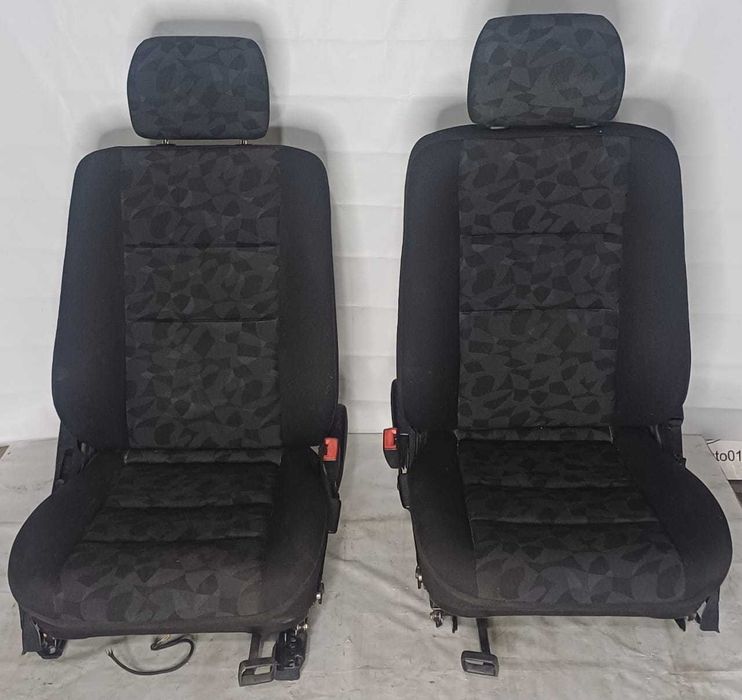 TitanAuto Mercedes C200 W202 пара передних сидений