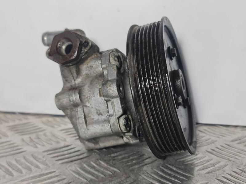 Pompa servodirectie Nissan Primastar 2.0 ; 1.9 dCi; 2.5 dCi; 2.2 DTI;