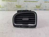 Grila ventilatie bord 5K0819709 Volkswagen VW Golf 6 [2008 - 2015] 1.