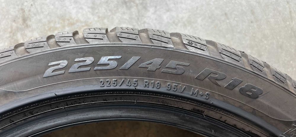 Зимини гуми спорт пакет 225/45/18 255/40/18 Pirelli Sottozero 3* DOT24