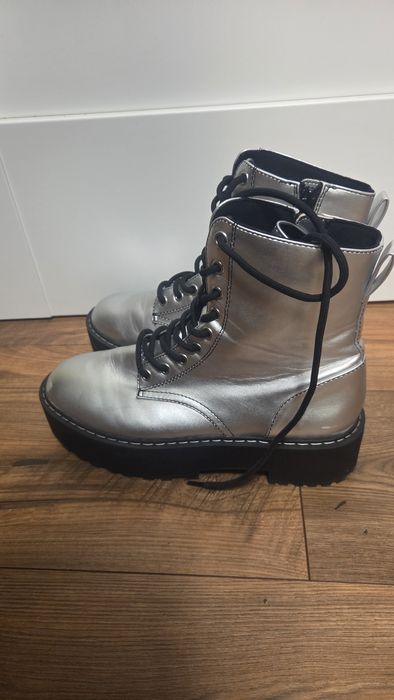 Ghete / bocanci marime 40 , H&M