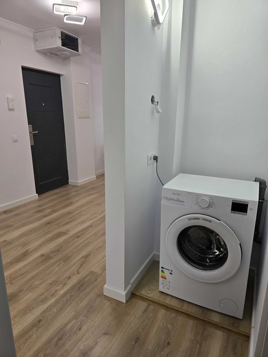 Inchiriez apartament 3 camere, zona centrala (Dioda) - 480 Eur/luna