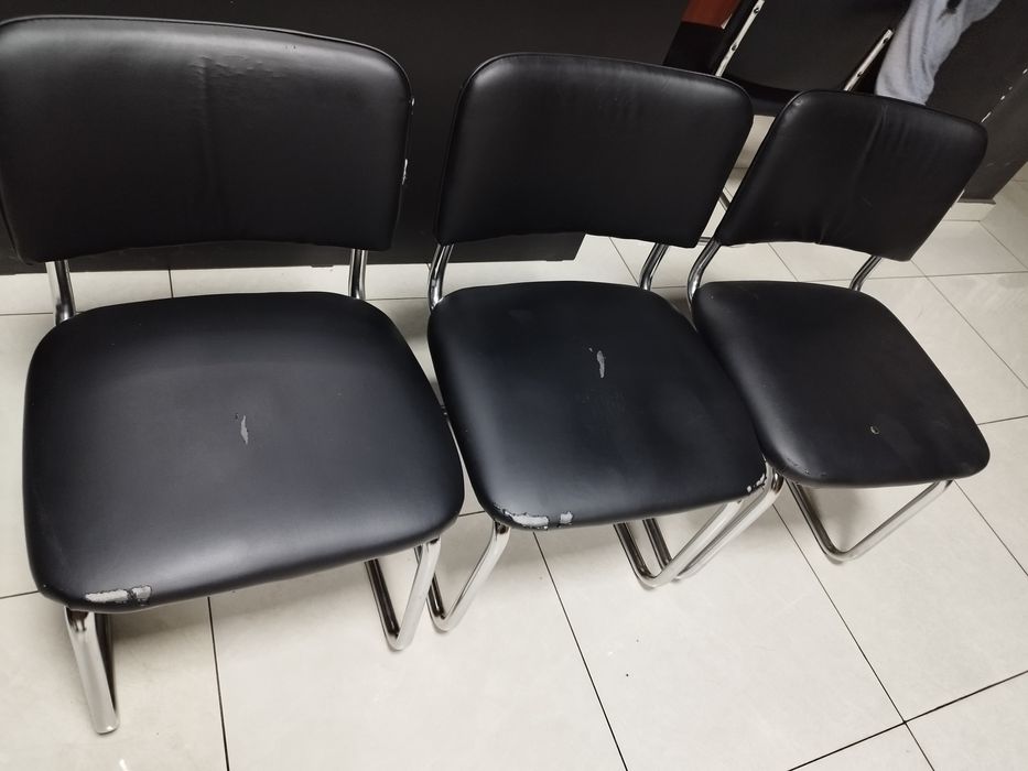 Продам офисные стулья "Сильвия" в хорошем состоянии