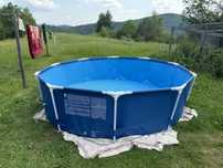 Vand piscina noua