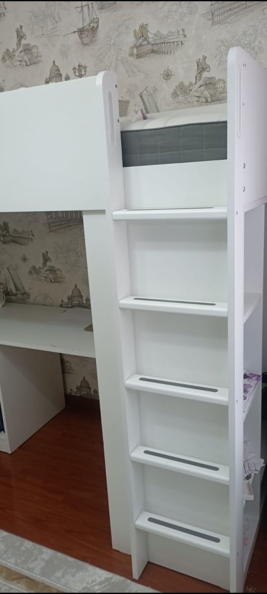 Продается кровать Икея