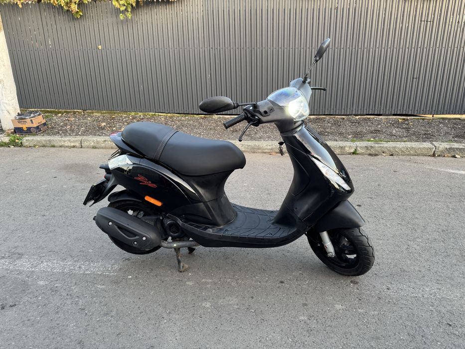 Scuter Piaggio Zip 49 cc 4 timpi injectie 2022