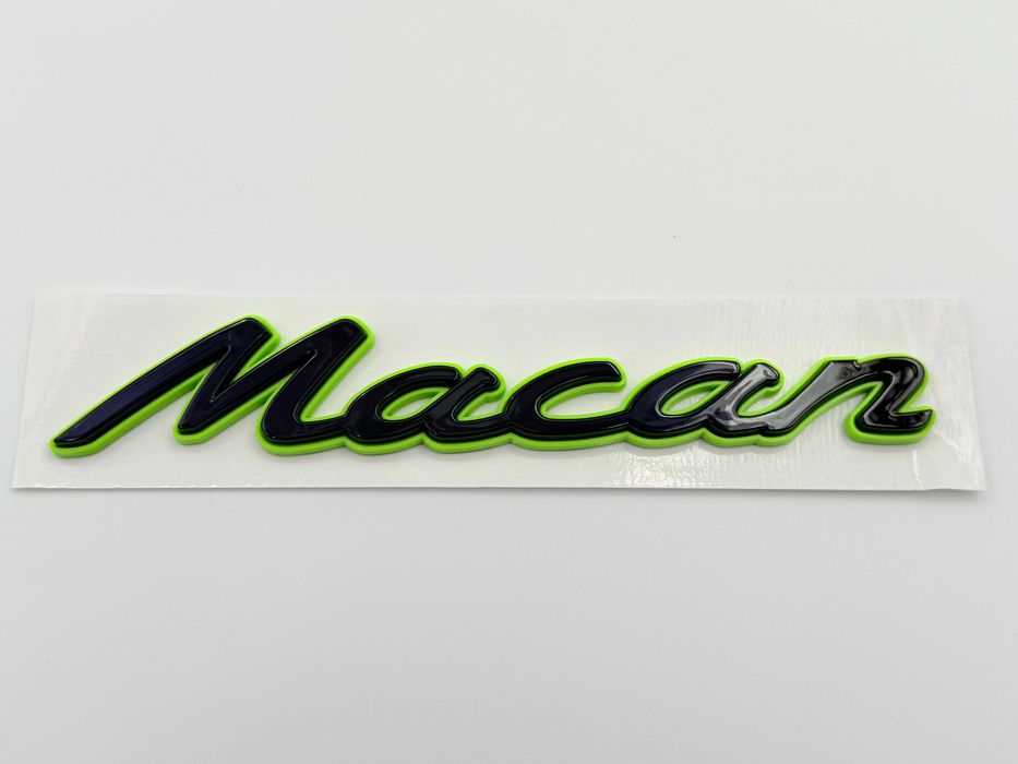 Emblema Compatibila PORSCHE Macan Hybrid negru
