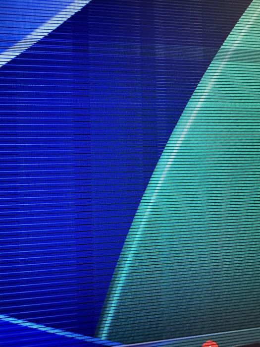 Продам монитор, есть проблема с матрицей