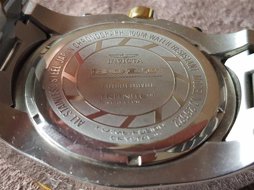 Мъжки часовник Invicta Bolt 52мм Оригинален Спортен Елегантен Нов