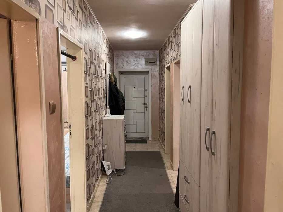 Продава се Тристаен апартамент в Пловдив, Коматевски възел - 90 кв.м за 1445 €/кв.м - Снимка #6