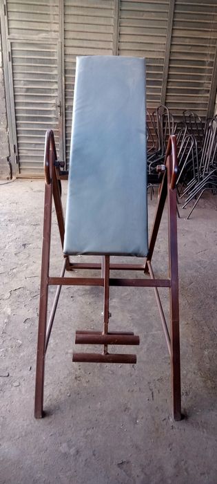 Грыжа емдеу столы. Инверсионный стол.