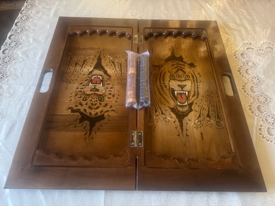 Продам свои шахматы, шахматные часы, шахматные книги, программы