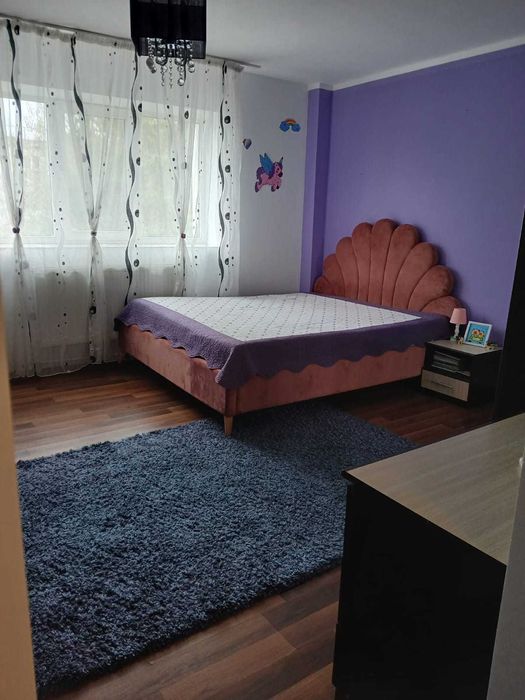 Proprietar, vand apartament