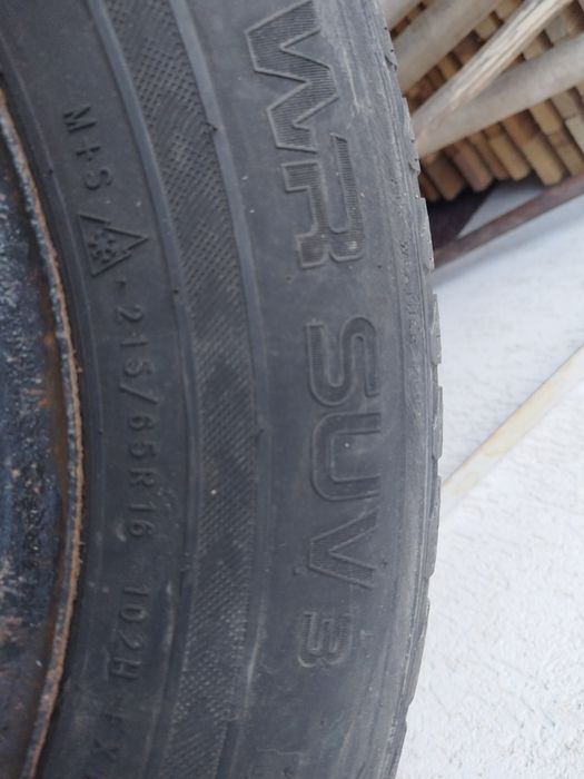 Cauciucuri Iarna 215 65 R16 si jante tabla 5x105 R16