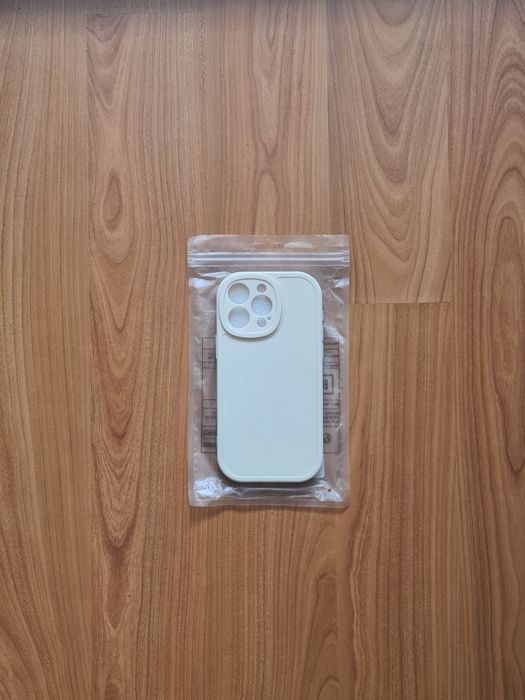 Huse   15 Pro Max  - Noi