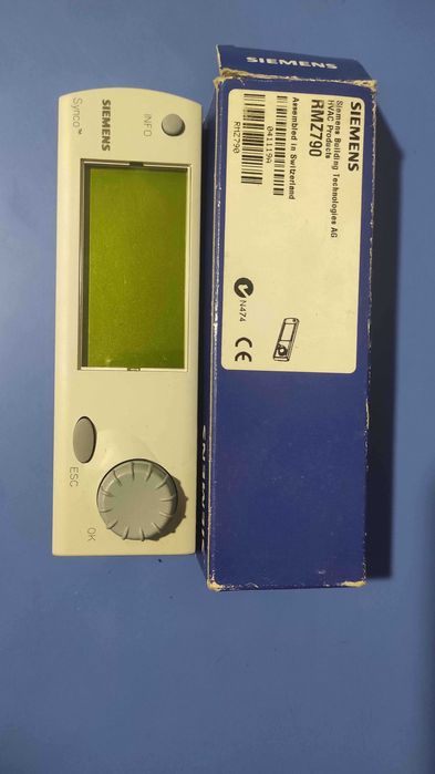 Panou de operare Siemens RMZ790 montare pe suprafata