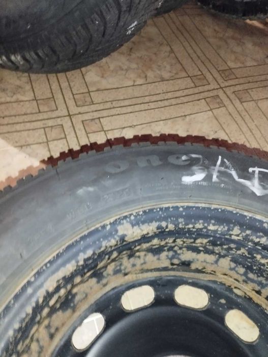 Зимни Гуми 175/65R14
