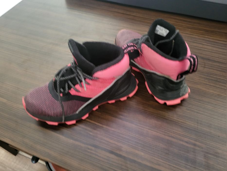 Ghete Adidas nr 32