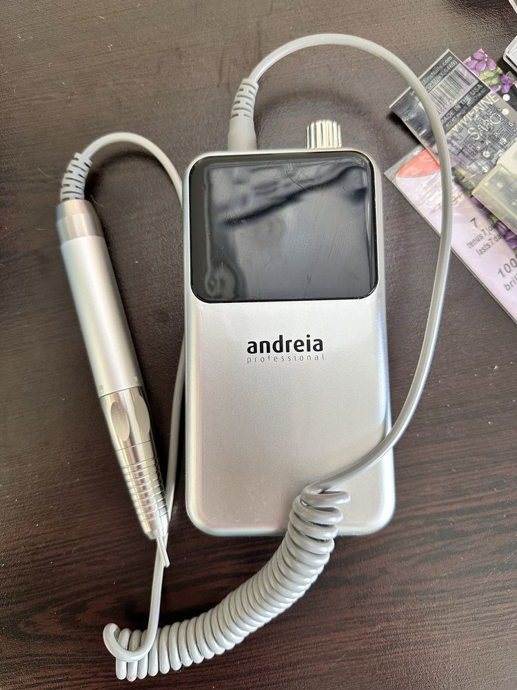 Портативна безчеткова фреза пила за маникюр Andreia Professional