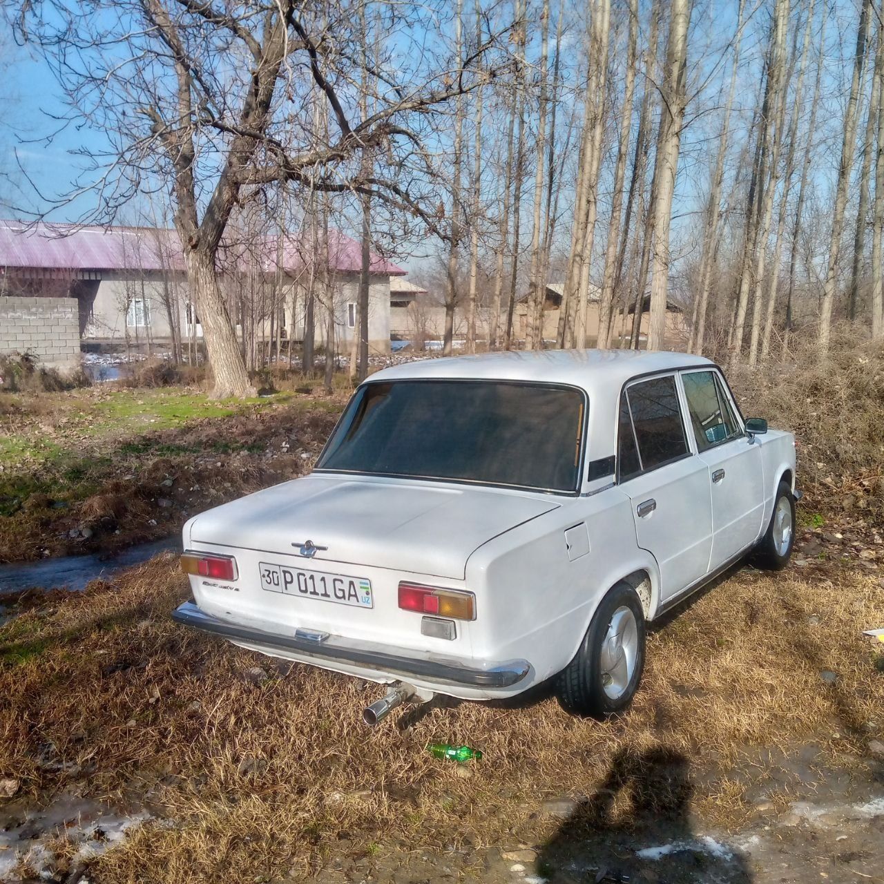 Сотилади Vaz 21011