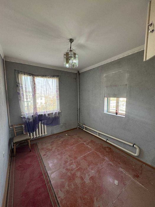 СРОЧНО !! Продается квартира в Яшнабаде 2/5/9 ( 55 кв/м ) Панеллий