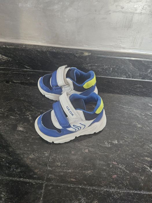 Фетски обувки Geox