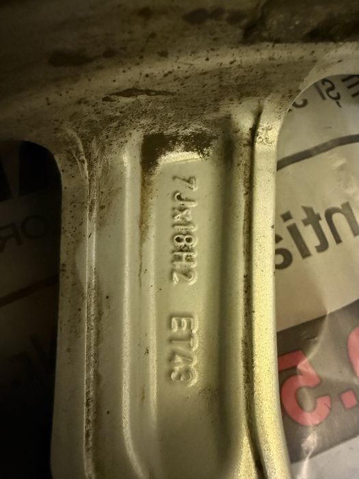 Roti iarna 235/55 r18  Volkswagen  Tiguan